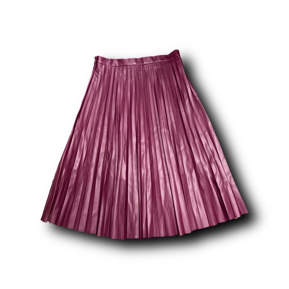 Bagatelle Faux Leather Pleated Pleather Skirt in Plum Retro Academia Fall Vibes